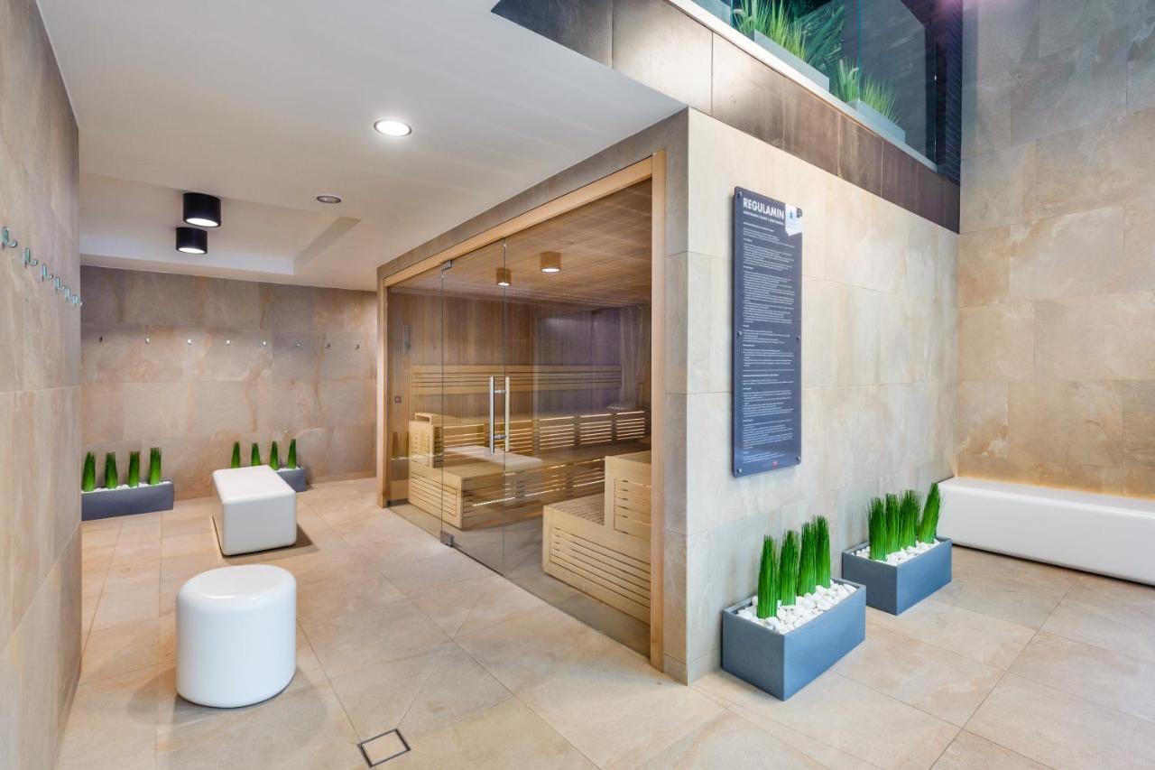 Apartamenty Sun & Snow Nadmorskie Tarasy Z Basenem Kołobrzeg Exterior foto